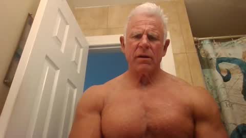 texasboy1978 online show from 12/24/24, 09:44