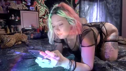 TEXASGIRLLLL online show from 10/08/25, 03:31