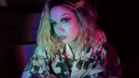 TEXASGIRLLLL online show from 05/06/26, 11:43