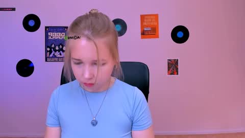 teya_starling online show from 05/18/26, 07:25