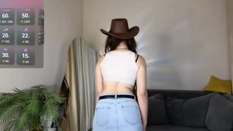 Snapshot of teyasoul chatting on 11/17/25, 10:04 Teya online show from 11/17/25, 10:04