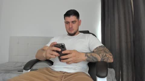 teylor creed online show from 11/28/25, 07:49