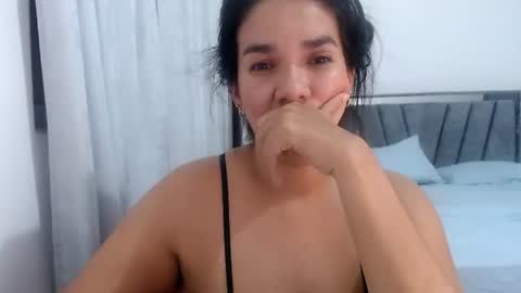 tezza smith online show from 07/17/26, 11:42