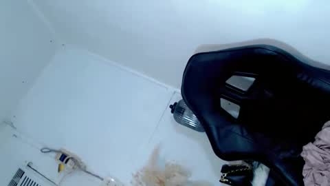 Luna online show from 12/13/24, 12:20