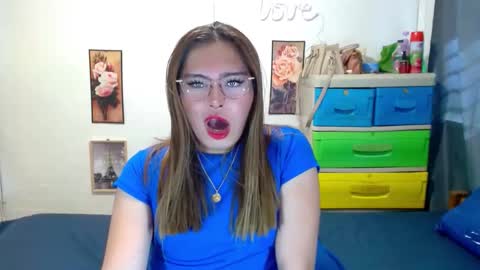 Snapshot of tgirlselena chatting on 10/04/25, 12:41 tgirlselena online show from 10/04/25, 12:41