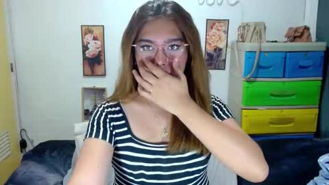 Snapshot of tgirlselena chatting on 10/19/25, 12:50 tgirlselena online show from 10/19/25, 12:50