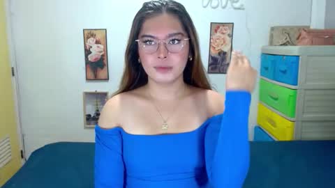 Snapshot of tgirlselena chatting on 11/10/25, 08:52 tgirlselena online show from 11/10/25, 08:52