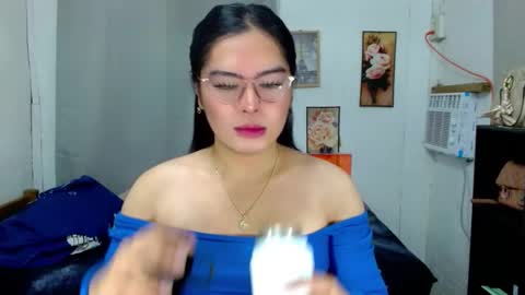 Snapshot of tgirlselena chatting on 12/03/25, 02:15 tgirlselena online show from 12/03/25, 02:15