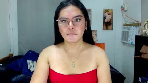 Snapshot of tgirlselena chatting on 12/05/25, 02:31 tgirlselena online show from 12/05/25, 02:31