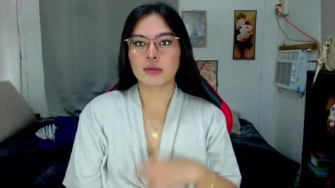 Snapshot of tgirlselena chatting on 01/15/26, 05:01 tgirlselena online show from 01/15/26, 05:01