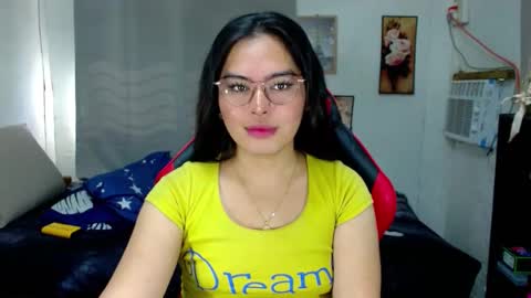 Snapshot of tgirlselena chatting on 01/18/26, 01:42 tgirlselena online show from 01/18/26, 01:42
