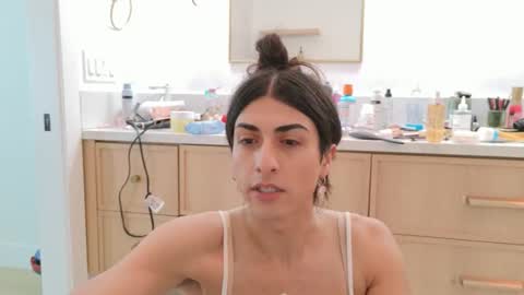 babygirlmami online show from 05/20/26, 06:36