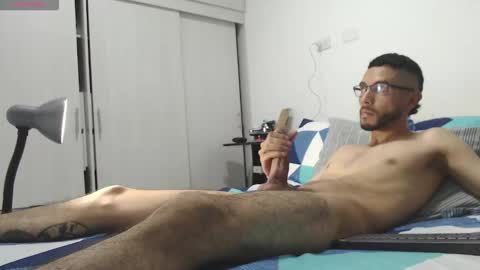 Snapshot of th_russ chatting on 02/11/26, 06:35 INSTAGRAM Th1rss online show from 02/11/26, 06:35