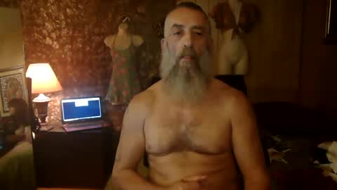 Snapshot of tha_commander69 chatting on 01/04/25, 05:16 tha Commander69 online show from 01/04/25, 05:16
