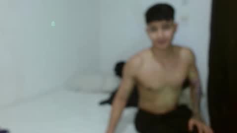 thadeo_10 online show from 10/31/25, 06:14