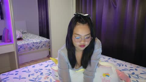 AbbieThai  online show from 12/11/24, 02:11