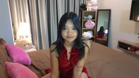 Snapshot of thailand4you chatting on 12/21/25, 02:46 AbbieThai online show from 12/21/25, 02:46