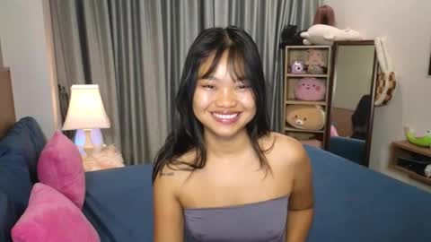 Snapshot of thailand4you chatting on 01/07/26, 01:57 AbbieThai online show from 01/07/26, 01:57