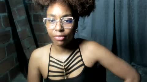 Snapshot of thaimy_ chatting on 06/16/26, 02:14 thaimy_ online show from 06/16/26, 02:14