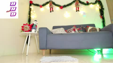 Thais online show from 12/14/24, 03:36