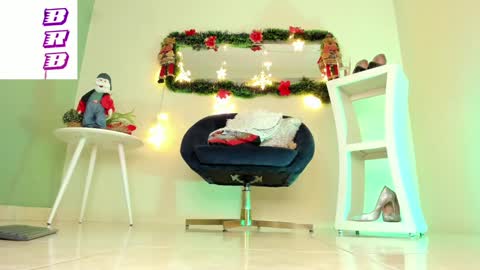 Thais online show from 12/27/24, 03:37