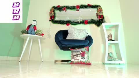 Thais online show from 12/30/24, 03:13