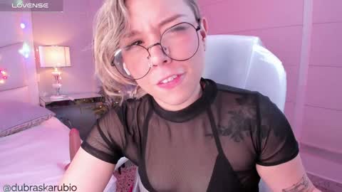 Thalia21 online show from 12/13/24, 05:05