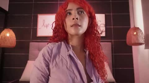 Thalia online show from 11/18/25, 12:53