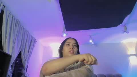Snapshot of thaliabrooks_ chatting on 04/16/26, 06:47 Thalia online show from 04/16/26, 06:47