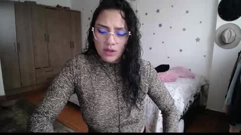    online show from 10/27/25, 09:52