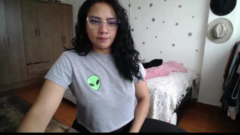    online show from 10/28/25, 06:32