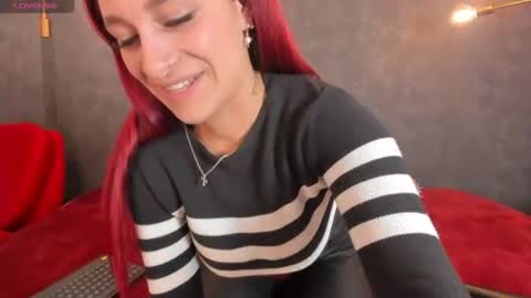 Snapshot of thalira_angels chatting on 06/10/26, 05:45 THALIRA ANGELS online show from 06/10/26, 05:45