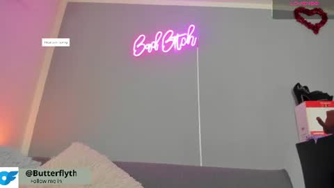 thamara_cooper_ online show from 07/23/26, 10:51