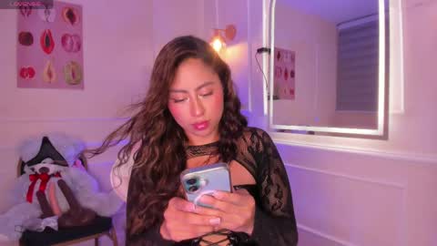 Snapshot of thamaragen_ chatting on 04/19/26, 02:33 tamara gen online show from 04/19/26, 02:33