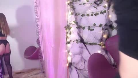 Snapshot of thamarajane1 chatting on 11/06/25, 10:32 online show from 11/06/25, 10:32