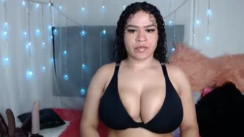 Snapshot of thamarar chatting on 01/06/26, 02:48 Thamara online show from 01/06/26, 02:48