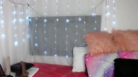 Snapshot of thamarar chatting on 04/10/26, 02:50 Thamara online show from 04/10/26, 02:50