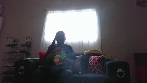 Snapshot of thamtsho1108 chatting on 06/17/26, 01:12 thamtsho1108 online show from 06/17/26, 01:12