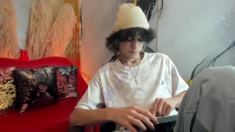 thanier_18 online show from 06/08/26, 03:18