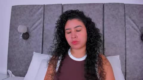Snapshot of thara_webstter chatting on 01/08/26, 11:34 thara webstter online show from 01/08/26, 11:34