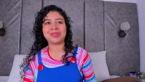 Snapshot of thara_webstter chatting on 02/07/26, 11:25 thara webstter online show from 02/07/26, 11:25