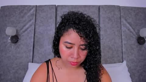 Snapshot of thara_webstter chatting on 02/11/26, 11:04 thara webstter online show from 02/11/26, 11:04