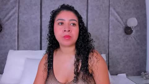 Snapshot of thara_webstter chatting on 03/10/26, 11:37 thara webstter online show from 03/10/26, 11:37