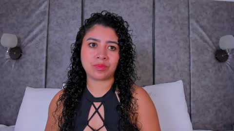 Snapshot of thara_webstter chatting on 04/10/26, 11:04 thara webstter online show from 04/10/26, 11:04