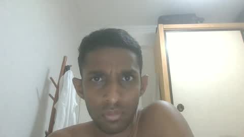 Snapshot of tharaka8931 chatting on 06/19/26, 04:33 Sameera2480 online show from 06/19/26, 04:33