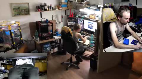 Snapshot of the0archon chatting on 11/07/25, 06:30 Michal online show from 11/07/25, 06:30