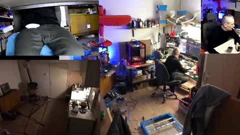 Snapshot of the0archon chatting on 11/18/25, 06:12 Michal online show from 11/18/25, 06:12