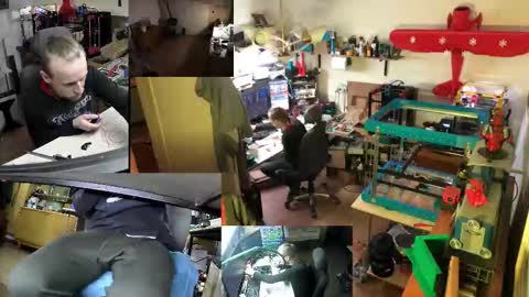 Snapshot of the0archon chatting on 12/17/25, 04:46 Michal online show from 12/17/25, 04:46