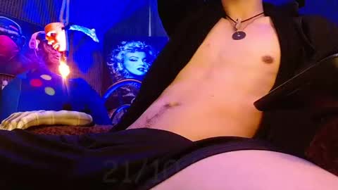 Snapshot of the_anfitrion69 chatting on 10/21/25, 04:13 GIORGGIO online show from 10/21/25, 04:13