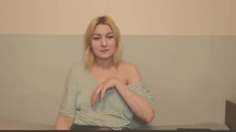 Eva online show from 09/29/25, 10:25